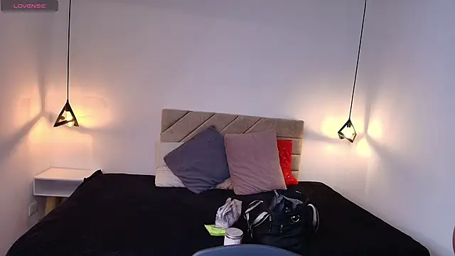 Natasha rose   online show from 16, 4, 2026