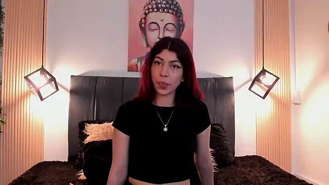 Cassie bloom online show from 8, 3, 2025