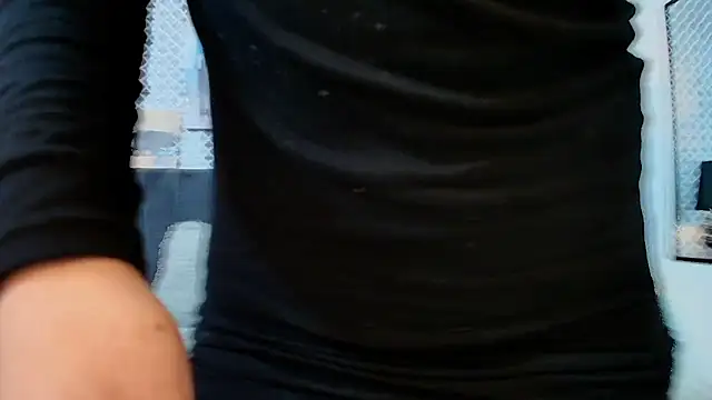 Cassie bloom online show from 15, 3, 2025