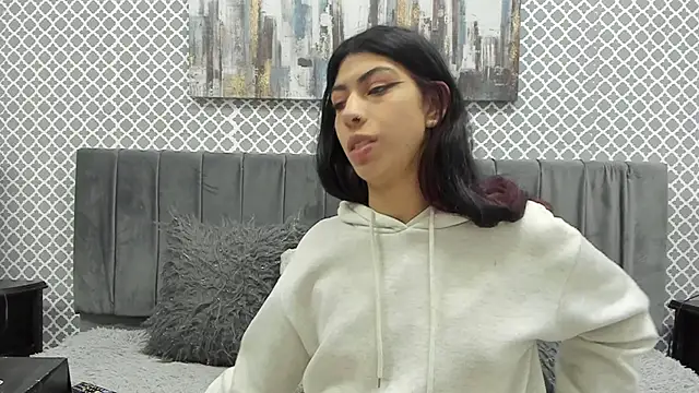 Cassie bloom online show from 18, 10, 2025