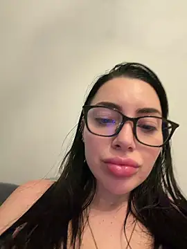 Mia Splash online show from 21, 2, 2026