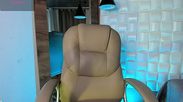 AlejandroStormm online show from 4, 2, 2026