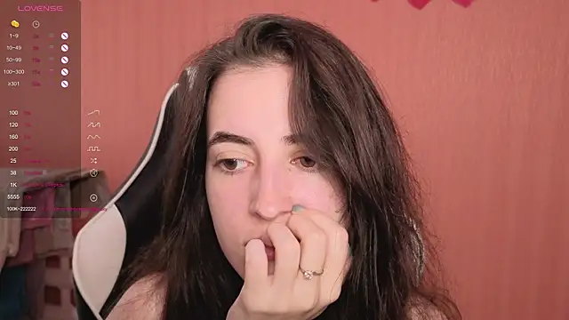 Snapshot of reaiss chatting on 14, 9, 2025 reaiss online show from 14, 9, 2025