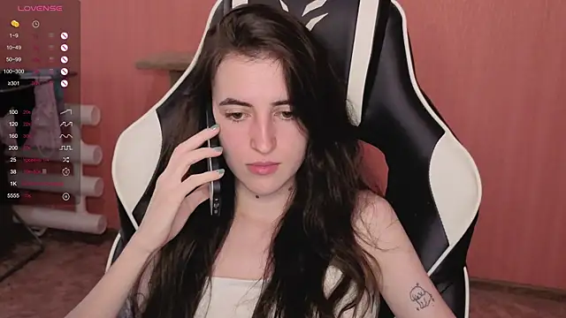 Snapshot of reaiss chatting on 19, 9, 2025 reaiss online show from 19, 9, 2025