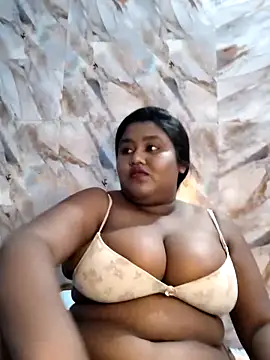 horny diana online show from 19, 4, 2026