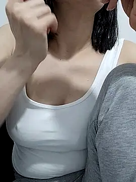 Snapshot of BUSE8821 chatting on 21, 3, 2025 BUSE8821 online show from 21, 3, 2025