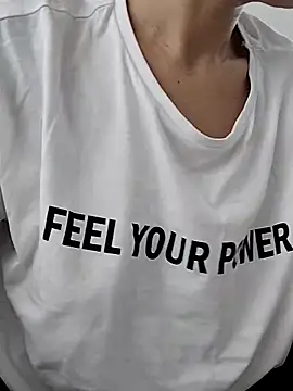 Snapshot of BUSE8821 chatting on 25, 9, 2025 BUSE8821 online show from 25, 9, 2025