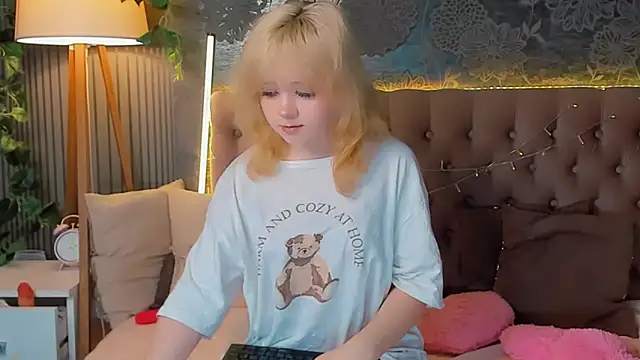 EmilyAngells online show from 20, 3, 2026