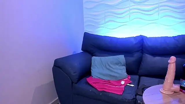 Gabriellacox online show from 15, 3, 2025