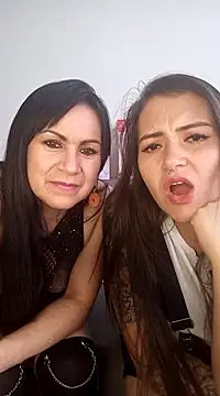 Luna kitty online show from 7, 3, 2025