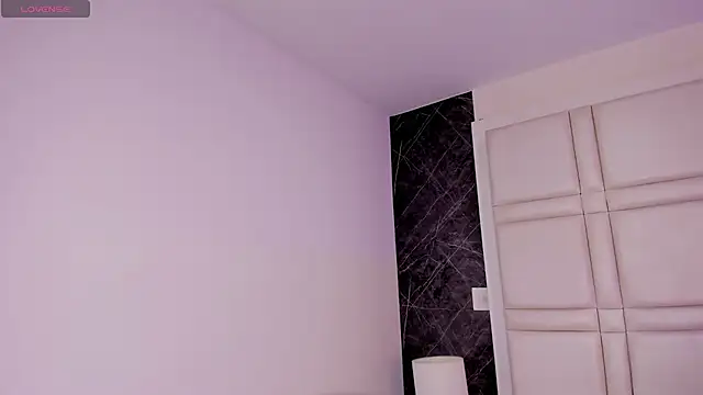 Ivaannaa  online show from 21, 3, 2026