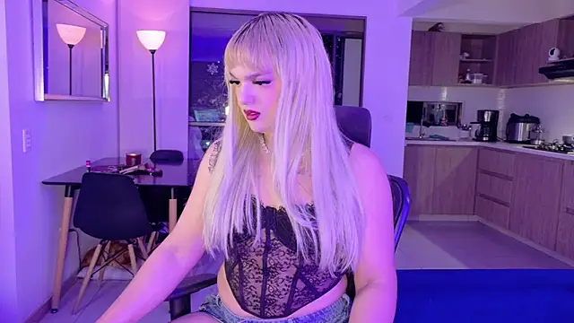 ScarletThompsonx online show from 24, 2, 2026