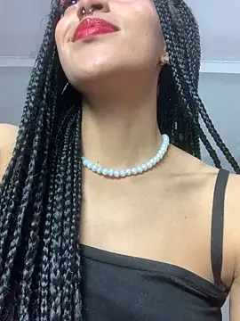 Snapshot of MichelleDiaz_Pink chatting on 6, 3, 2025 MichelleDiaz Pink online show from 6, 3, 2025