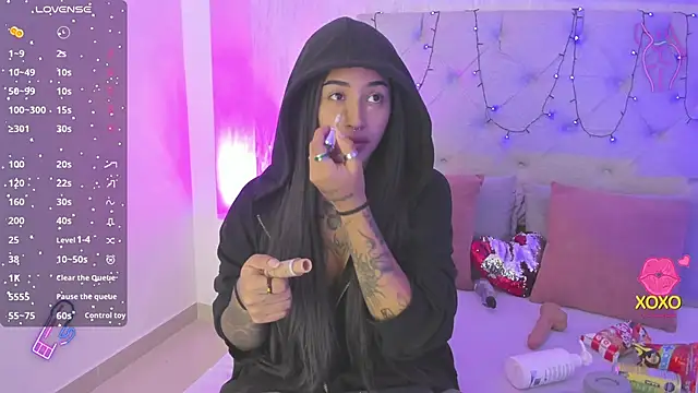 Snapshot of goth_tasha chatting on 22, 10, 2025 goth tasha online show from 22, 10, 2025