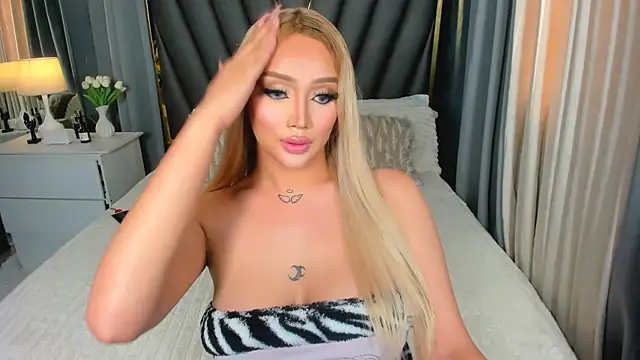 KylieSonique online show from 3, 12, 2025