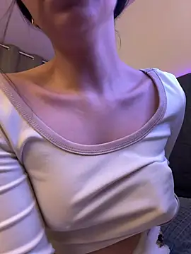 Snapshot of Dirty-Bunnyyy chatting on 13, 2, 2026 Dirty-Bunnyyy online show from 13, 2, 2026