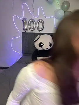 Dirty-Bunnyyy online show from 2, 6, 2026