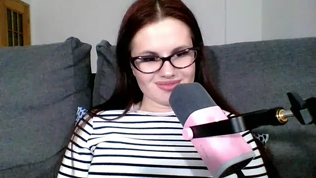 Snapshot of Della_Ideal chatting on 16, 3, 2025 Della Ideal online show from 16, 3, 2025