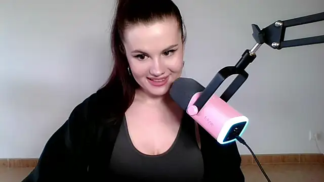 Snapshot of Della_Ideal chatting on 19, 3, 2025 Della Ideal online show from 19, 3, 2025