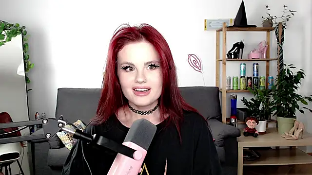 Snapshot of Della_Ideal chatting on 17, 9, 2025 Della Ideal online show from 17, 9, 2025