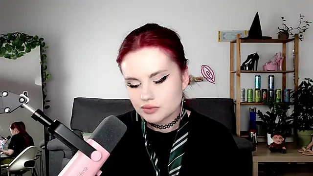 Snapshot of Della_Ideal chatting on 21, 9, 2025 Della Ideal online show from 21, 9, 2025