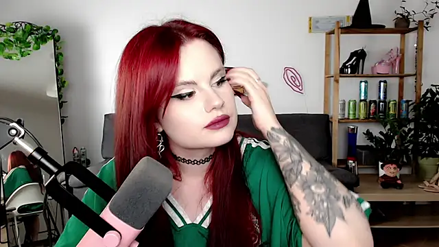 Snapshot of Della_Ideal chatting on 22, 9, 2025 Della Ideal online show from 22, 9, 2025