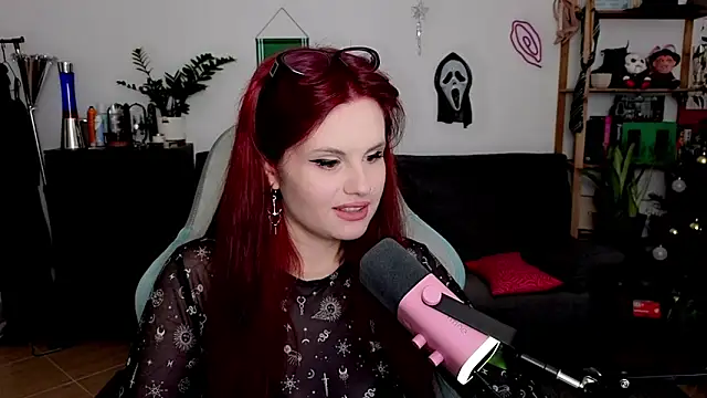 Snapshot of Della_Ideal chatting on 7, 1, 2026 Della Ideal online show from 7, 1, 2026