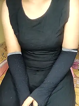 Snapshot of geetha_telugu_kan277 chatting on 14, 10, 2025 geetha telugu kan277 online show from 14, 10, 2025