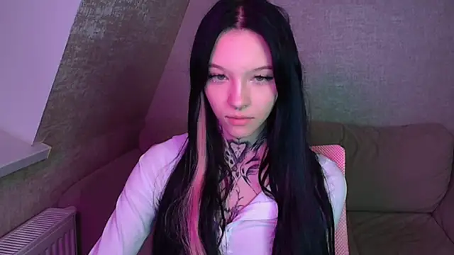 mefwhore online show from 13, 3, 2025