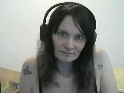 Hotmodel1984 online show from 26, 2, 2026