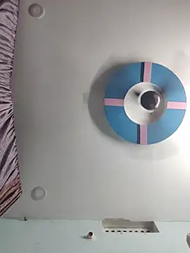 wildfun  online show from 19, 3, 2025