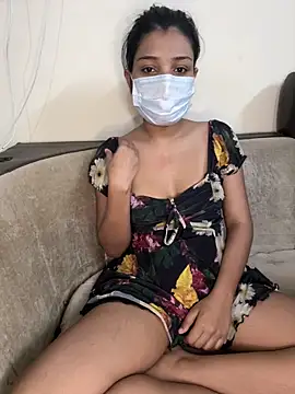 Snapshot of Your_ishani_baby chatting on 19, 10, 2025 Your ishani baby online show from 19, 10, 2025