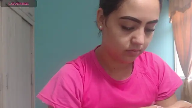 Anthonela Queen online show from 15, 12, 2025