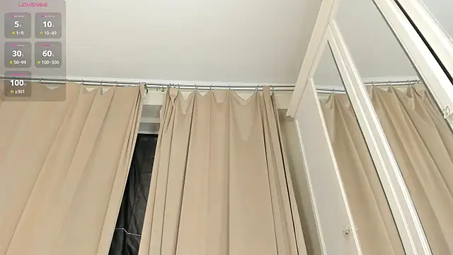 Snapshot of Zirael_swan chatting on 25, 2, 2026 Zirael swan online show from 25, 2, 2026