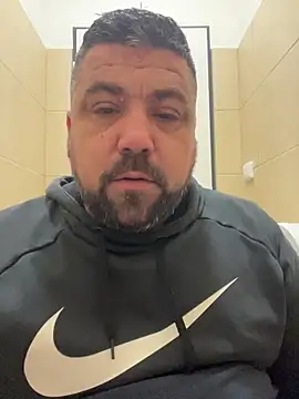 Snapshot of Alexander18edd chatting on 9, 2, 2026 Alexander18edd online show from 9, 2, 2026