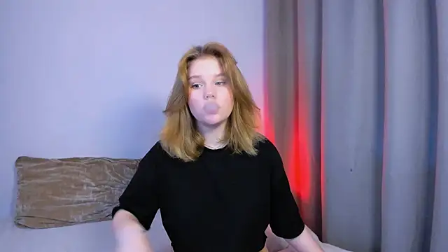 LaseyMoon online show from 26, 9, 2025