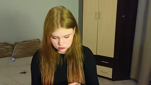 LaseyMoon online show from 5, 2, 2026