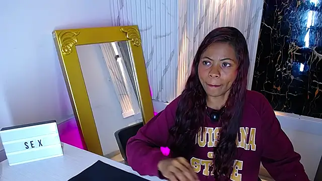 Agata Grubisic online show from 9, 3, 2025