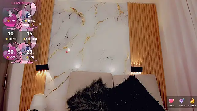 ValeriCardenas online show from 2, 11, 2025