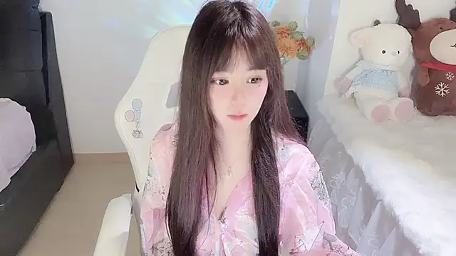 Milla-z online show from 15, 9, 2025