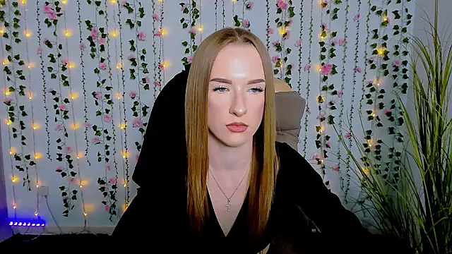 Snapshot of doll_vey chatting on 9, 3, 2025 doll vey online show from 9, 3, 2025