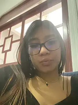 yousweet-Scarett online show from 16, 9, 2025