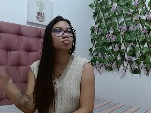 yousweet-Scarett online show from 25, 9, 2025