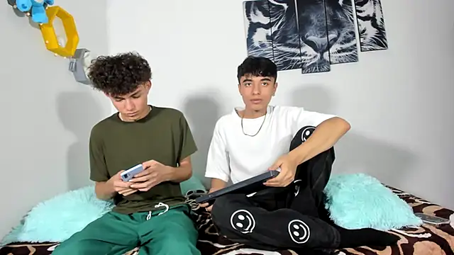 Maxxi hot23 online show from 14, 3, 2025