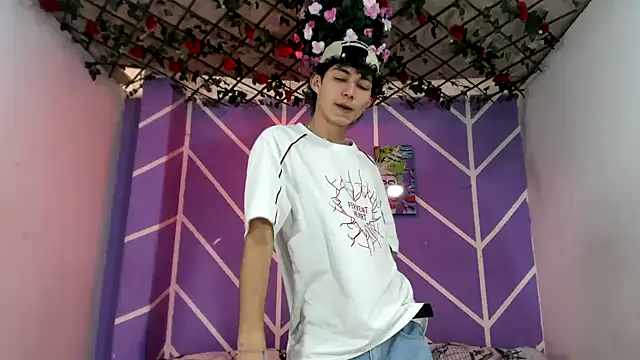 Maxxi hot23 online show from 14, 9, 2025