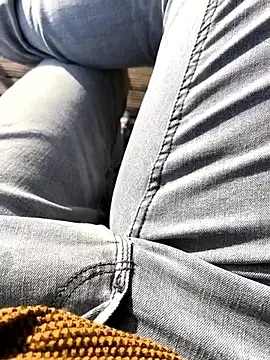 Snapshot of bavaricus123 chatting on 1, 11, 2025 bavaricus123 online show from 1, 11, 2025