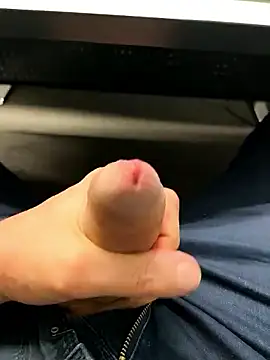 Snapshot of bavaricus123 chatting on 25, 11, 2025 bavaricus123 online show from 25, 11, 2025