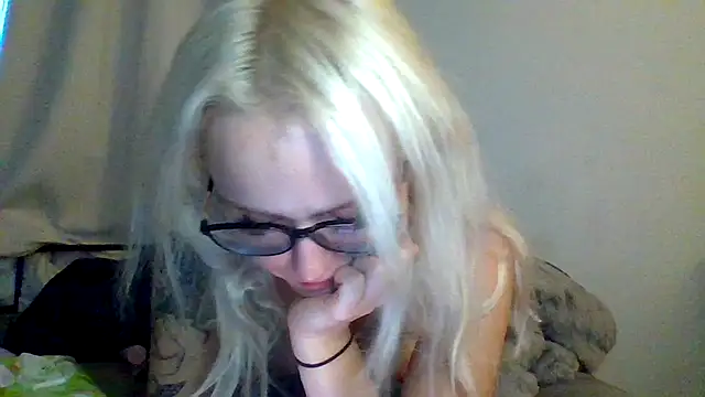 Snapshot of sluttypumpkin chatting on 8, 7, 2026 sluttypumpkin online show from 8, 7, 2026
