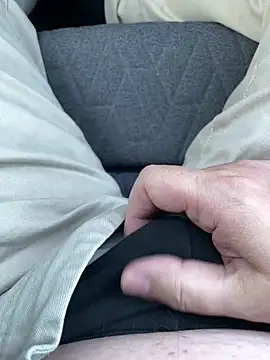 littletoy64 online show from 27, 2, 2025