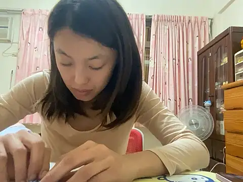 ladypaggy online show from 18, 3, 2025